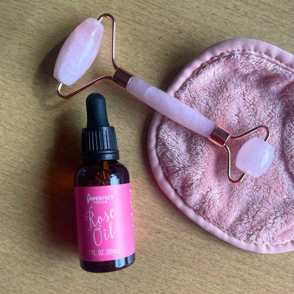 Rose Facial Oil 🌹by Imperfect Foods 🥕